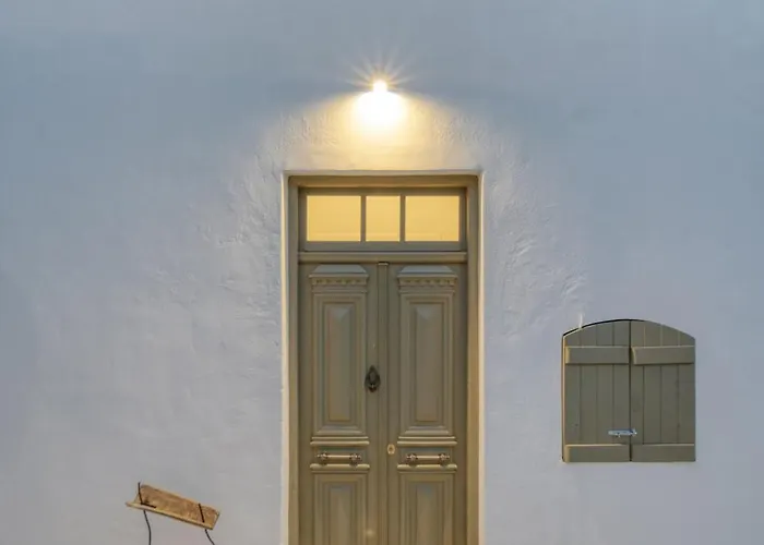 My Secret Mojo 2 Apartment Serifos Town