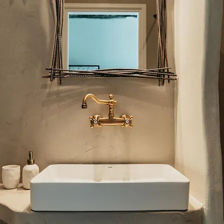 My Secret Mojo 2 Apartment Serifos Town