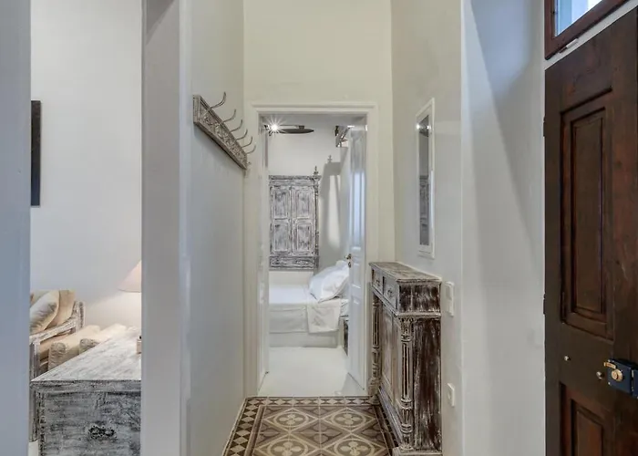 My Secret Mojo 2 Apartment Serifos Town